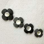 Grey & Mother-of-Pearl Flower Design Button 19-22-24-27mm