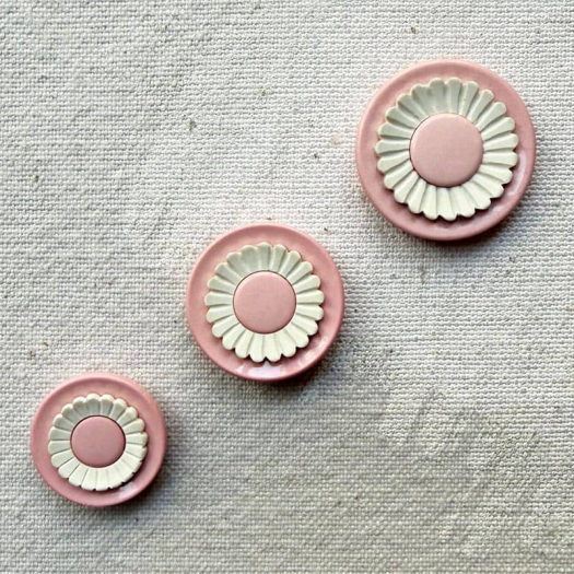 Charmant Bouton Fleur Rose et blanc 18-20-22mm