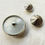 Bouton Design Conique Argent Strié 14-18-32mm