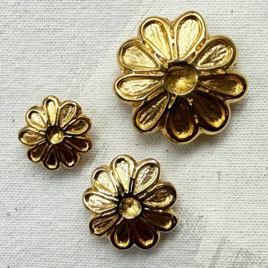 Gold Couture Flower Jewel Button 17-22-30mm