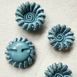 Couture Passementerie Jewel Button Light Blue 24-30mm