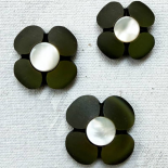 Khaki Flower & MOP Couture Button 18-20-22-24mm