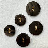 Bouton Design Haute Couture Gala Marron Oeillets 22mm