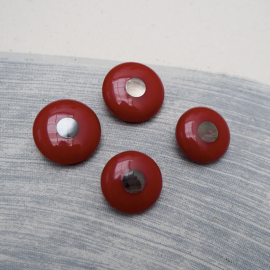 Design button Gala Pearl Red Spinning Top 26-30mm