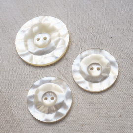 Design Buttons White Dream 33-45mm