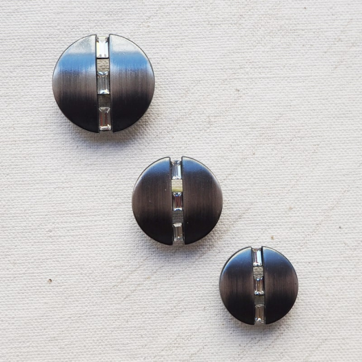 Chic Silver Button Rhinestone Baguette 20-23mm
