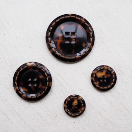 Design Button Brown Couture 17-37mm