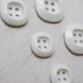 White Square Design Button 22-25-30mm