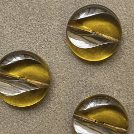 Bouton Design Jaune Translucide Gelée Royale 22mm
