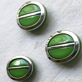 Design Button Oval Bright Green Silver 18-23-27mm