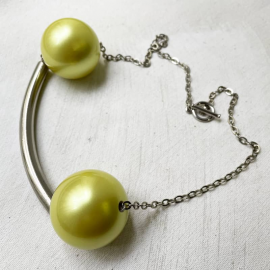Design Necklace Yellow and Silver Swing