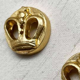 Jewel Button Golden Metal Crown 28mm