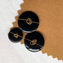 Round Jewel Button Black and Gold Signature 25mm