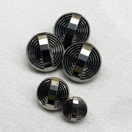 Jewel Button Silver Glass Arch 18-23mm