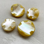 Design Button Mother of Pearl Yellow Tortoise 25mm