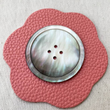 Large Button Mother-of-Pearl Gray Pink 40mm Storm