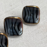 Square Design Button Blue Grey Tiger 18mm