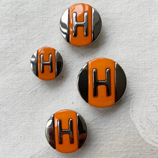 Bouton Design Orange et Argent Lettre H 23-27mm