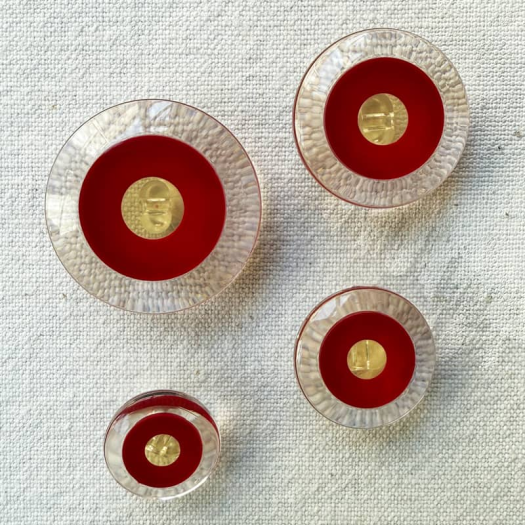 Beautiful Red Circle Design Button 16-20-23-27mm