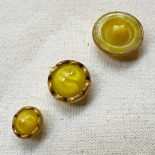 Jewel Button Marbled Yellow and Gold 12-18-22mm