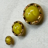 Jewel Button Marbled Yellow and Gold 12-18-22mm