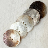 Design Button Wild Sculpted Mother-of-Pearl 33-38-45mm
