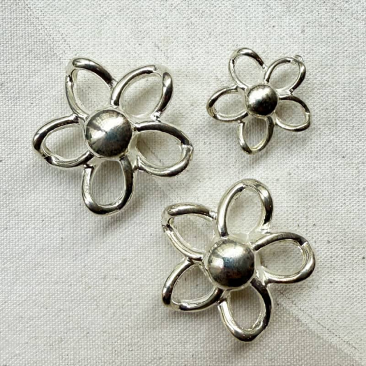 Jewel Button Silver Metal Flower Jasmine 23-35mm
