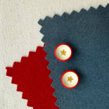 Small Red & White Star Two-Tone Button 15–18mm